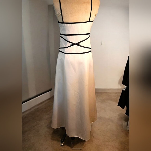 Source Unknown White and Black Maxi Dress - Picture 2 of 6